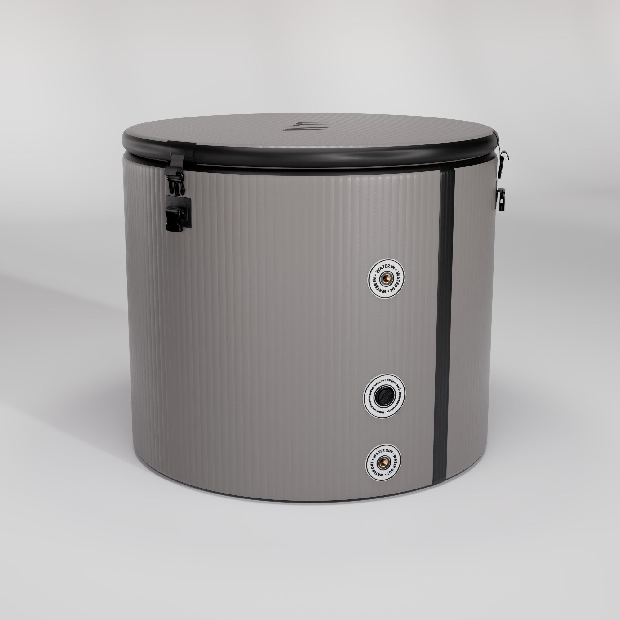 Rear view of the LUMI Pod Pro ice bath