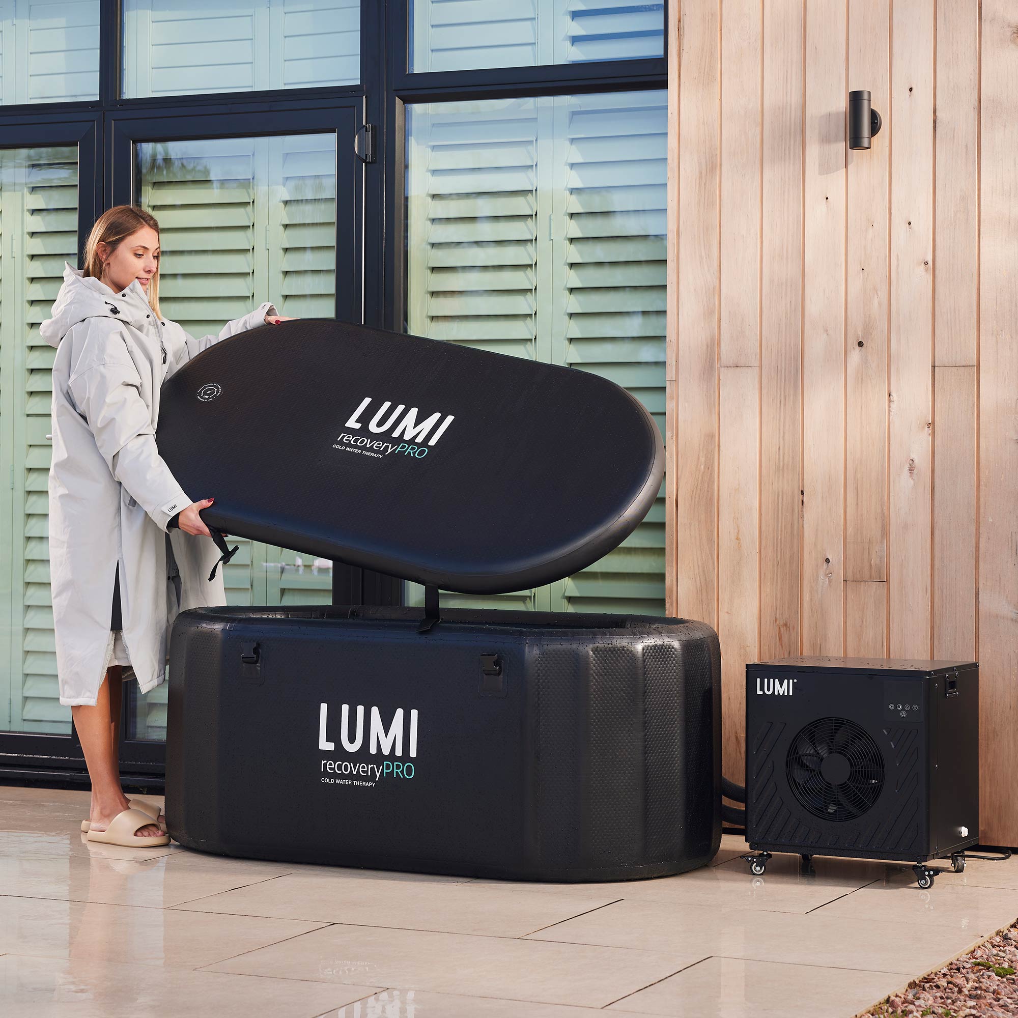 6 Reasons Why the LUMI Recovery PRO Ice Bath & Mini Chiller is the Secret to Faster Recovery for Athletes and Fitness Enthusiasts