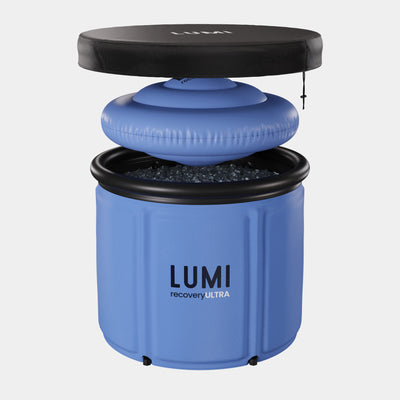 The LUMI Max Ultra ice bath in Ocean blue.