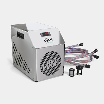 Pod PRO Ice Barrel with miniUltra Chiller: Sleek silver LUMI chiller unit with digital display, ventilation grille, and braided connection hoses. Compact design featuring washable particle filter and WiFi-enabled controls for precise temperature management.